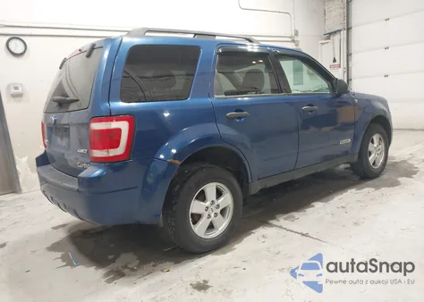 2008 Ford Escape Xlt from USA, damaged, VIN 1FMCU93128KD92680